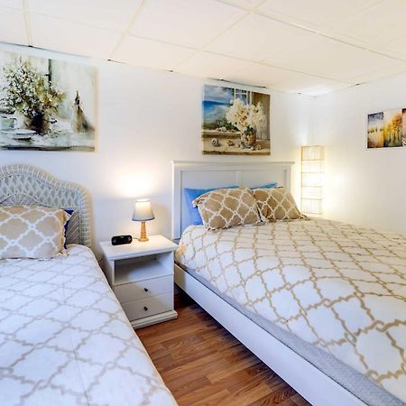 1 Ocean Fun Emerald Isle Apt, Steps To Beaches! Ngoại thất bức ảnh